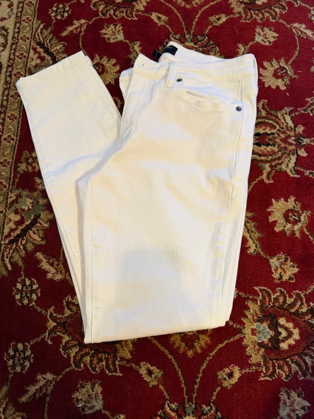 Banana Republic Classic Women's White Jeans - Clean Slim Fit size 4
